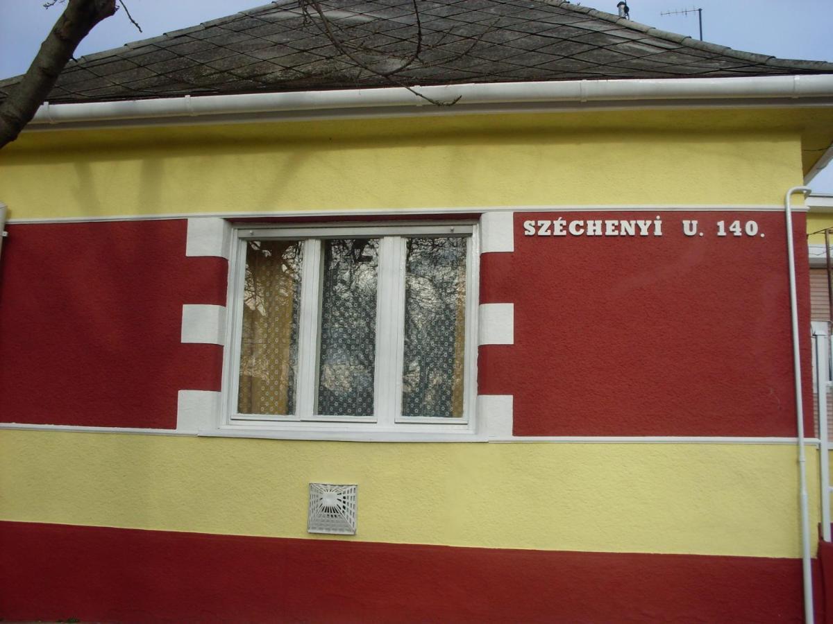 Kereki Retro Vendégház Kerekegyháza Exterior foto